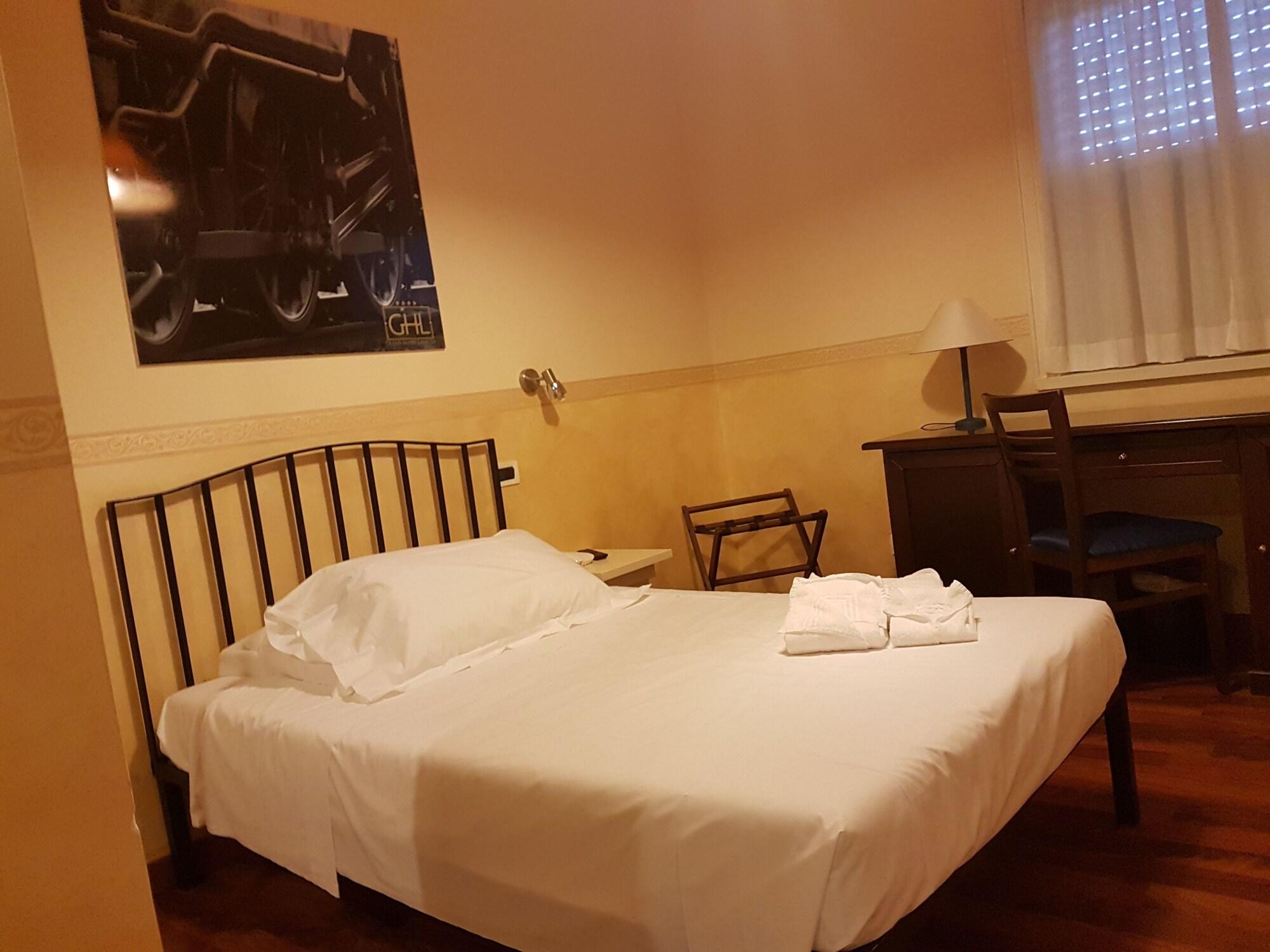 Grand Hotel Lamezia Lamezia Terme Buitenkant foto