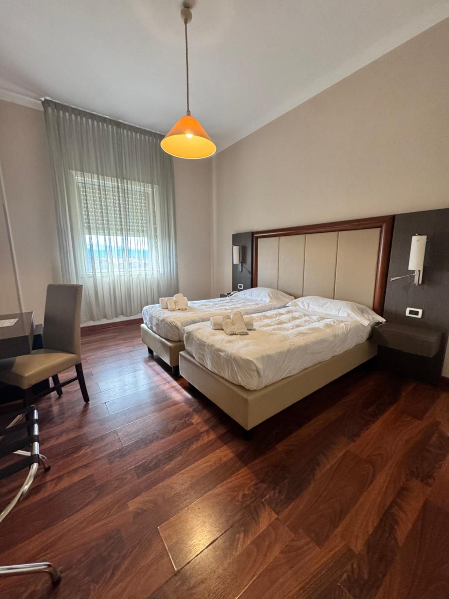 Grand Hotel Lamezia Lamezia Terme Buitenkant foto