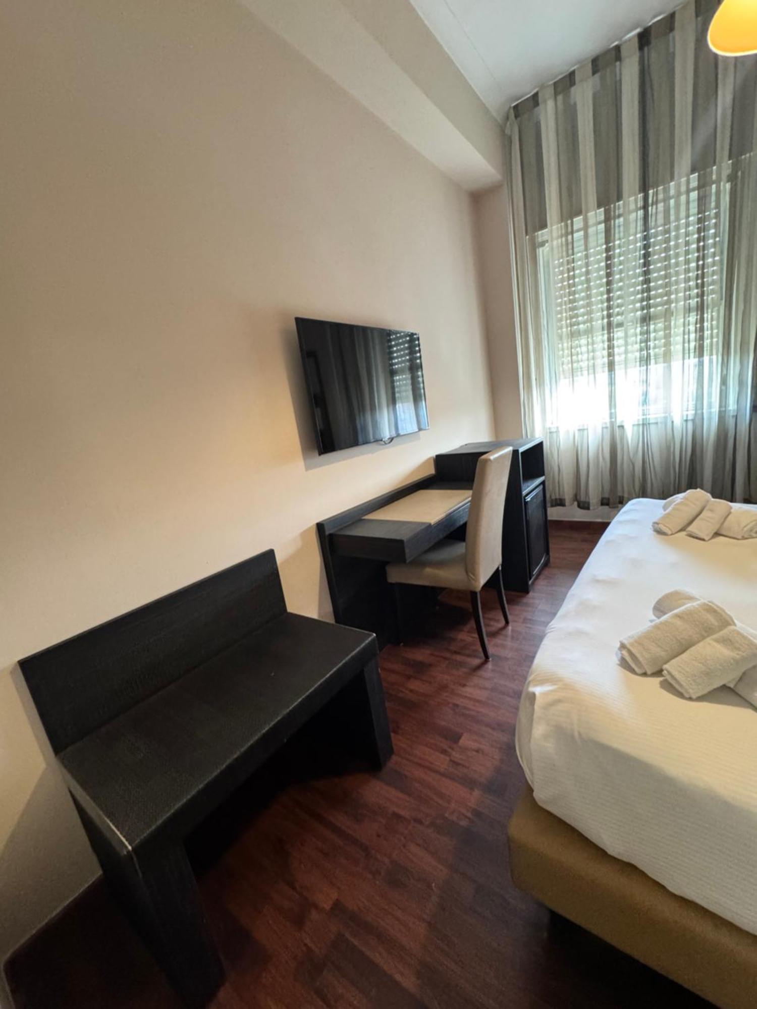Grand Hotel Lamezia Lamezia Terme Buitenkant foto