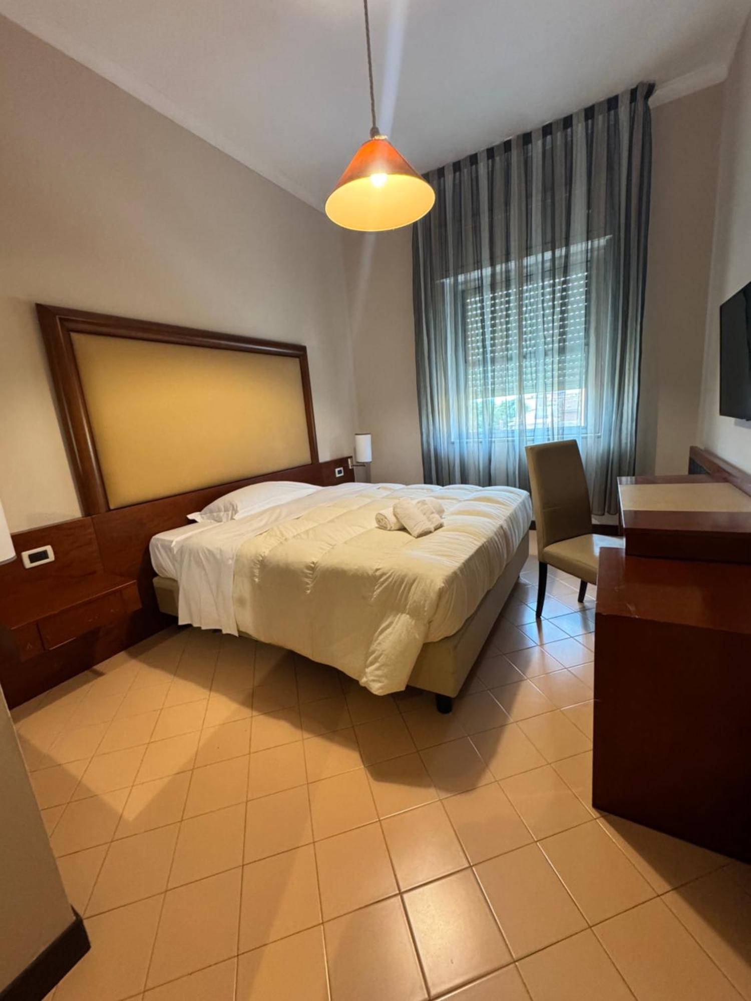Grand Hotel Lamezia Lamezia Terme Buitenkant foto