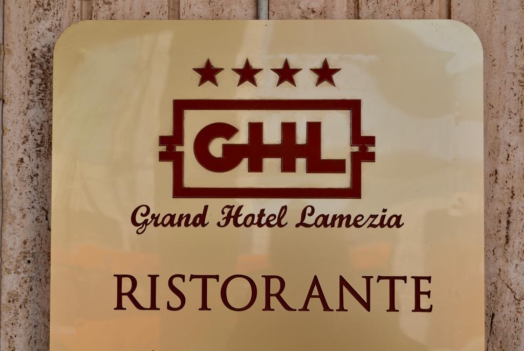 Grand Hotel Lamezia Lamezia Terme Buitenkant foto