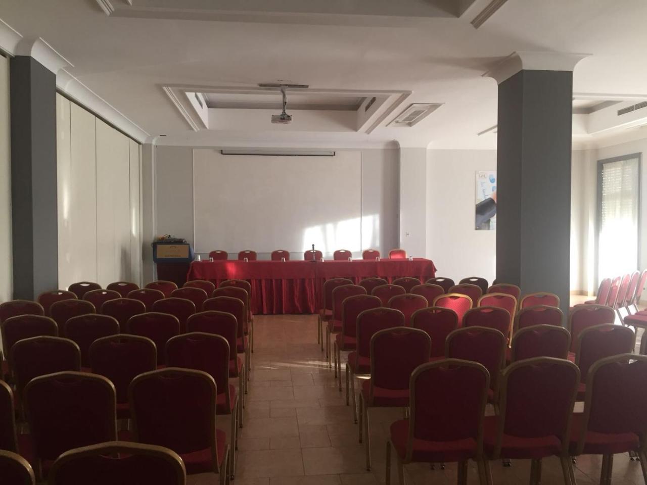 Grand Hotel Lamezia Lamezia Terme Buitenkant foto