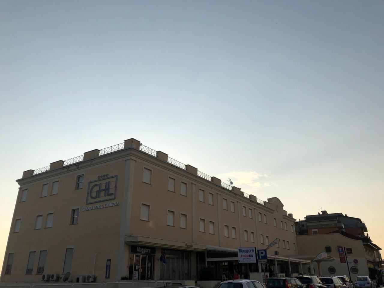 Grand Hotel Lamezia Lamezia Terme Buitenkant foto